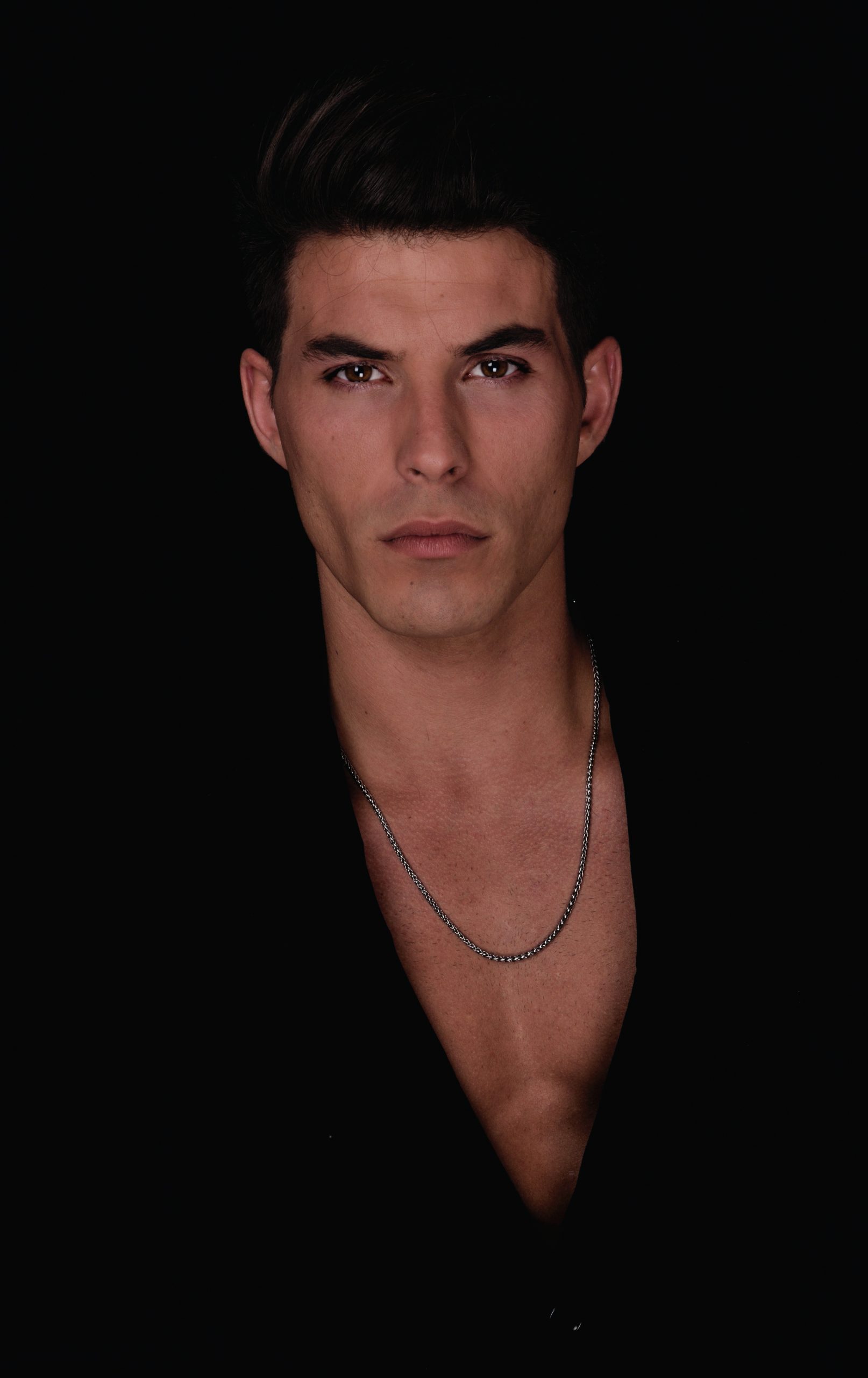 Adrian Barinaga Mister RNB Ourense 2020 Rostro