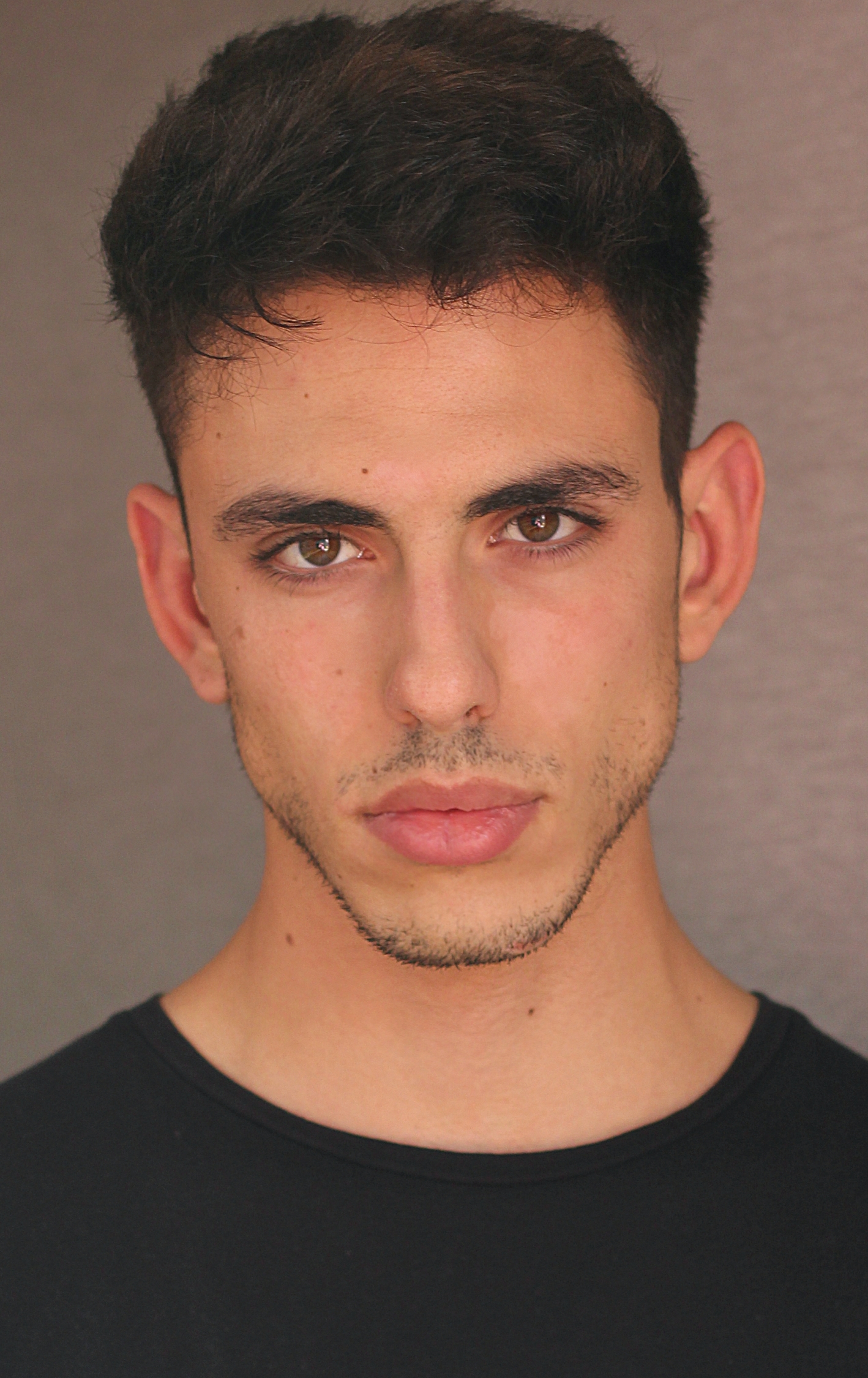 Arnau Visa Mister RNB Barcelona 2021 Rostro