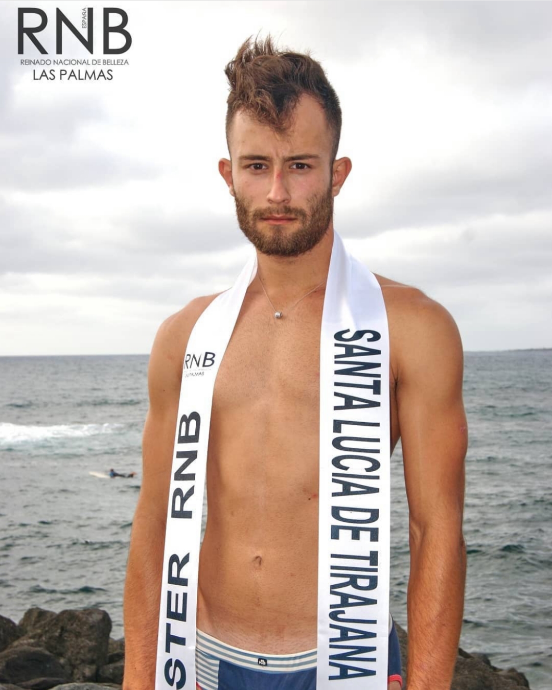 Candidato Baño Mister RNB España Las Palmas 2021 Santa Lucia De Tirajana Joel Diaz Lorenzo