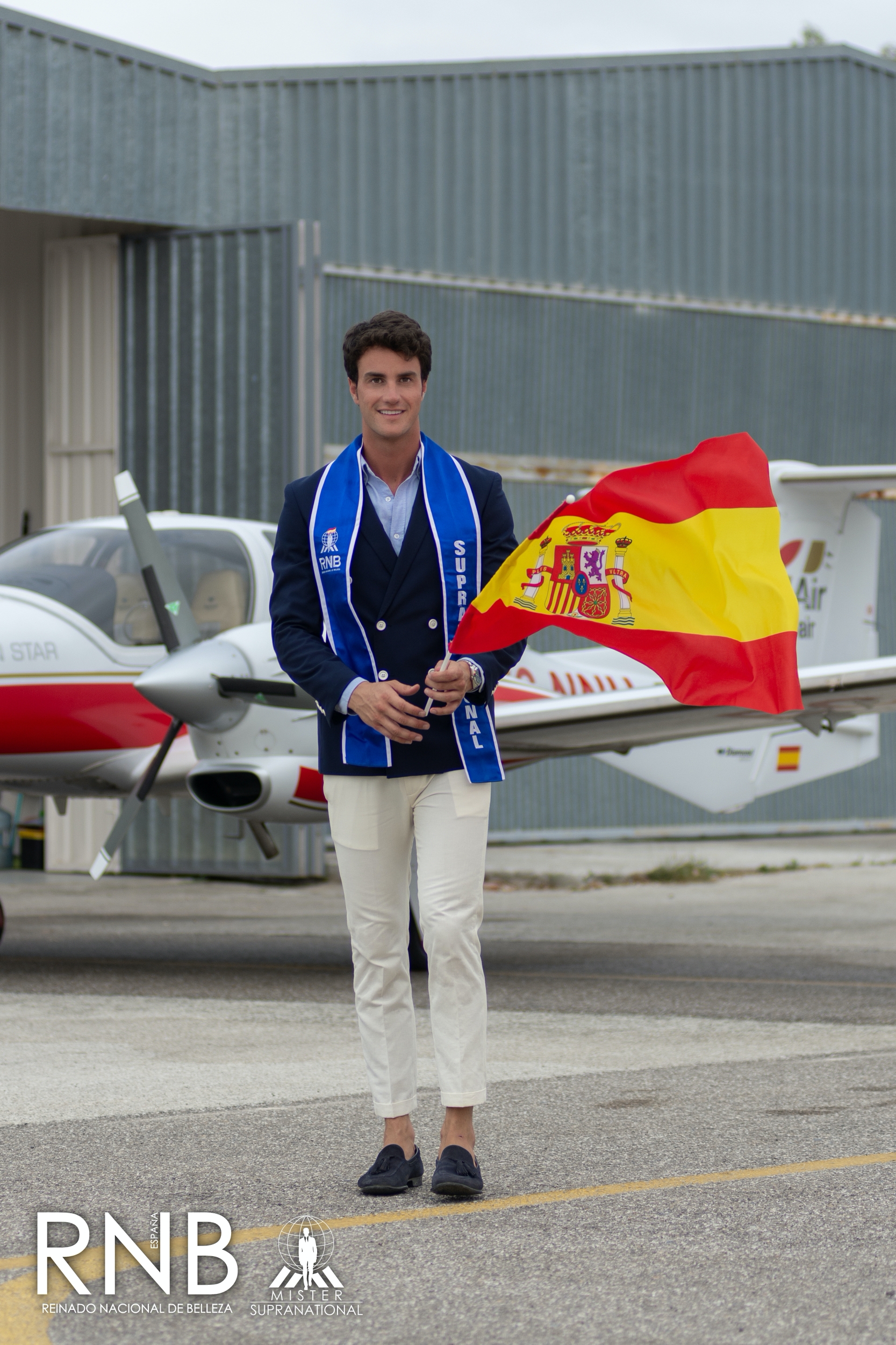 Lucas Muñoz Alonso Mister Supranational Spain RNB España 2021 Aeropuerto 2