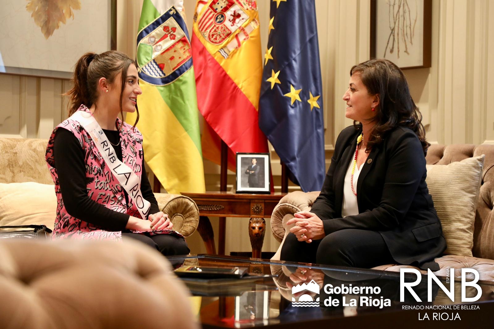 Cristina Saseta Miss RNB La Rioja 2022 Concha Andreu Presidenta Gobierno La Rioja 1