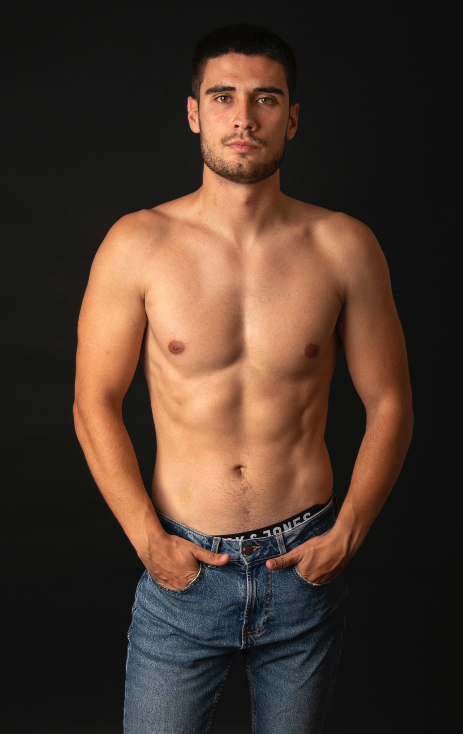 Joan Lozano Mister RNB Huesca 2022 Cuerpo