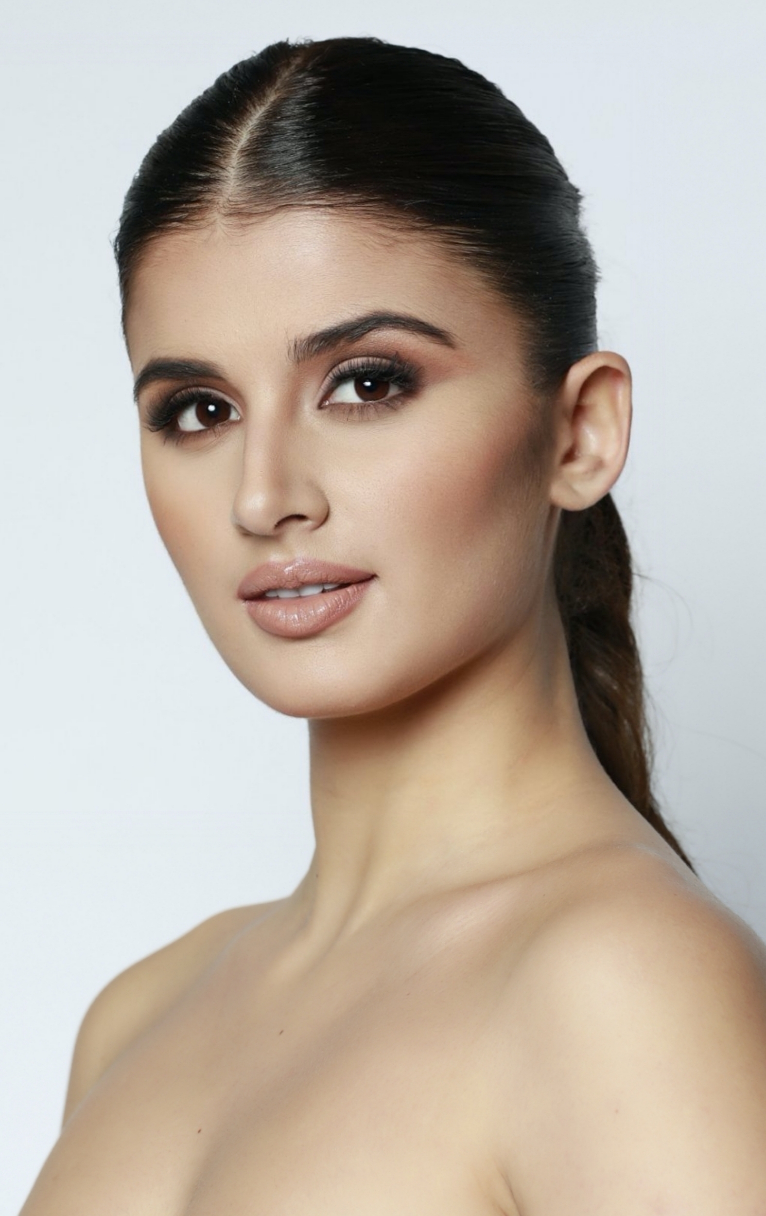 Miss RNB Toledo 2023 Ornella Riva Profile Headshot