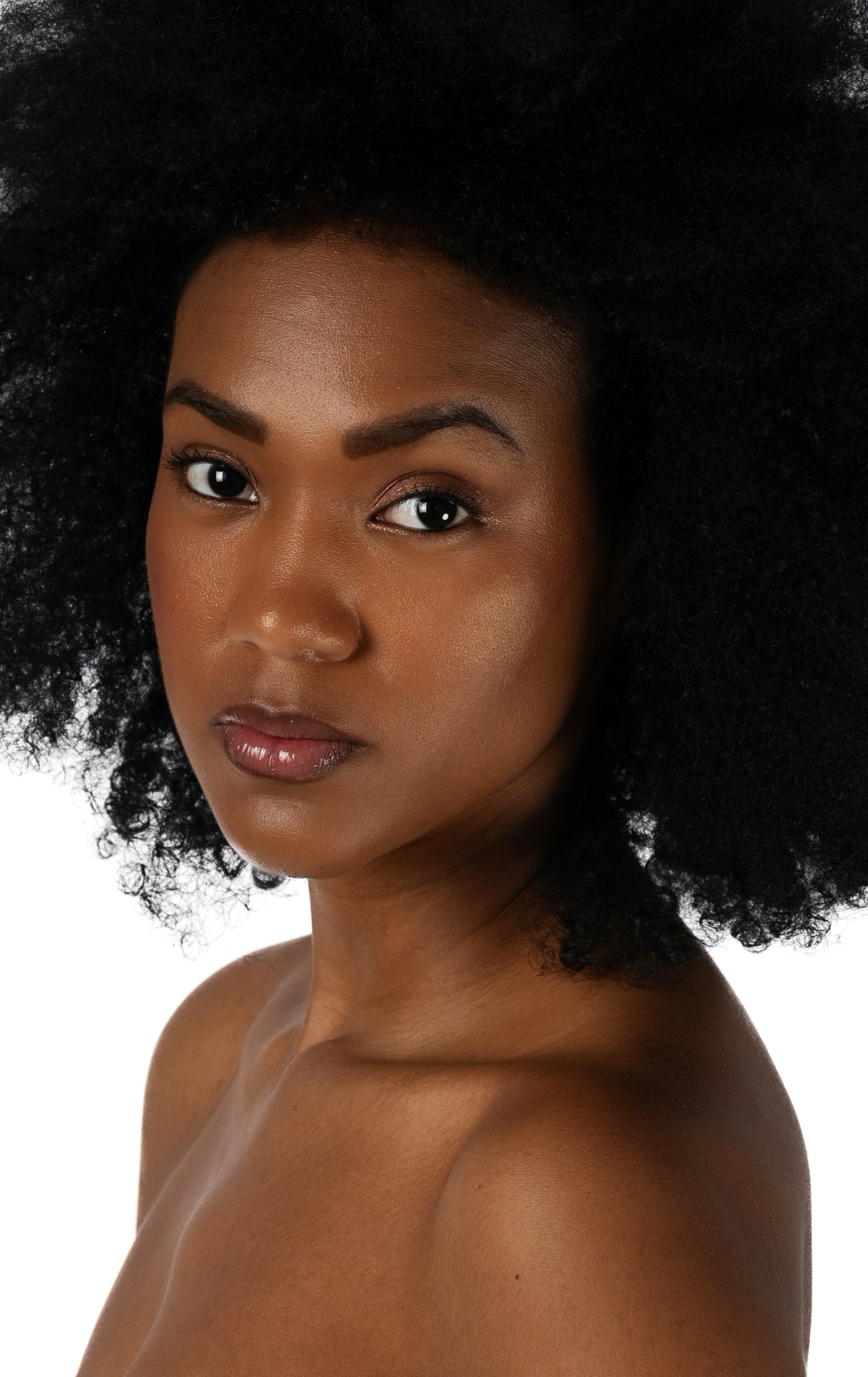 Miss RNB Jaen 2023 Yigani Gonzalez Profile Headshot