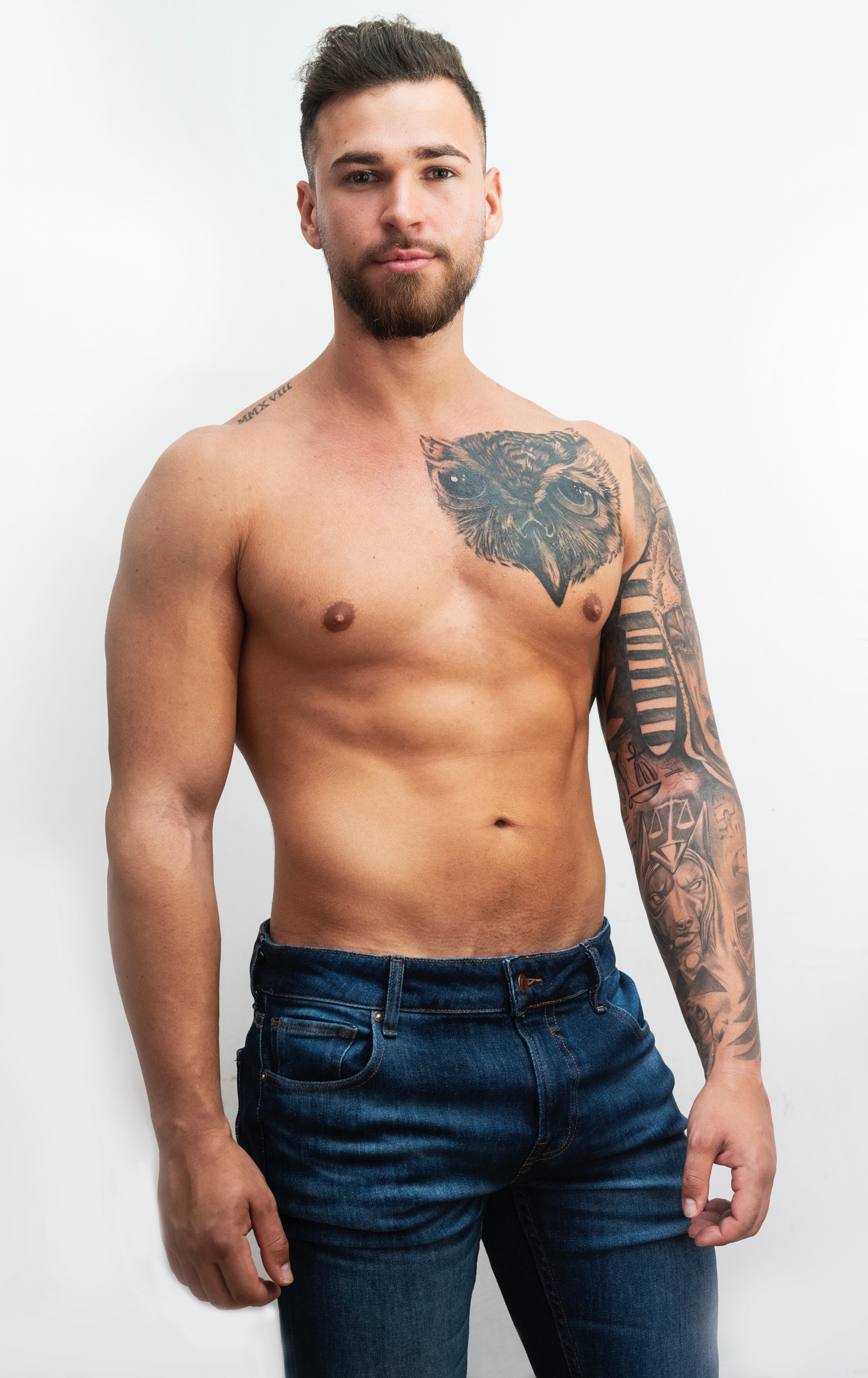 Mister RNB A Coruna 2023 Adrian Martin Profile Half Body Shot