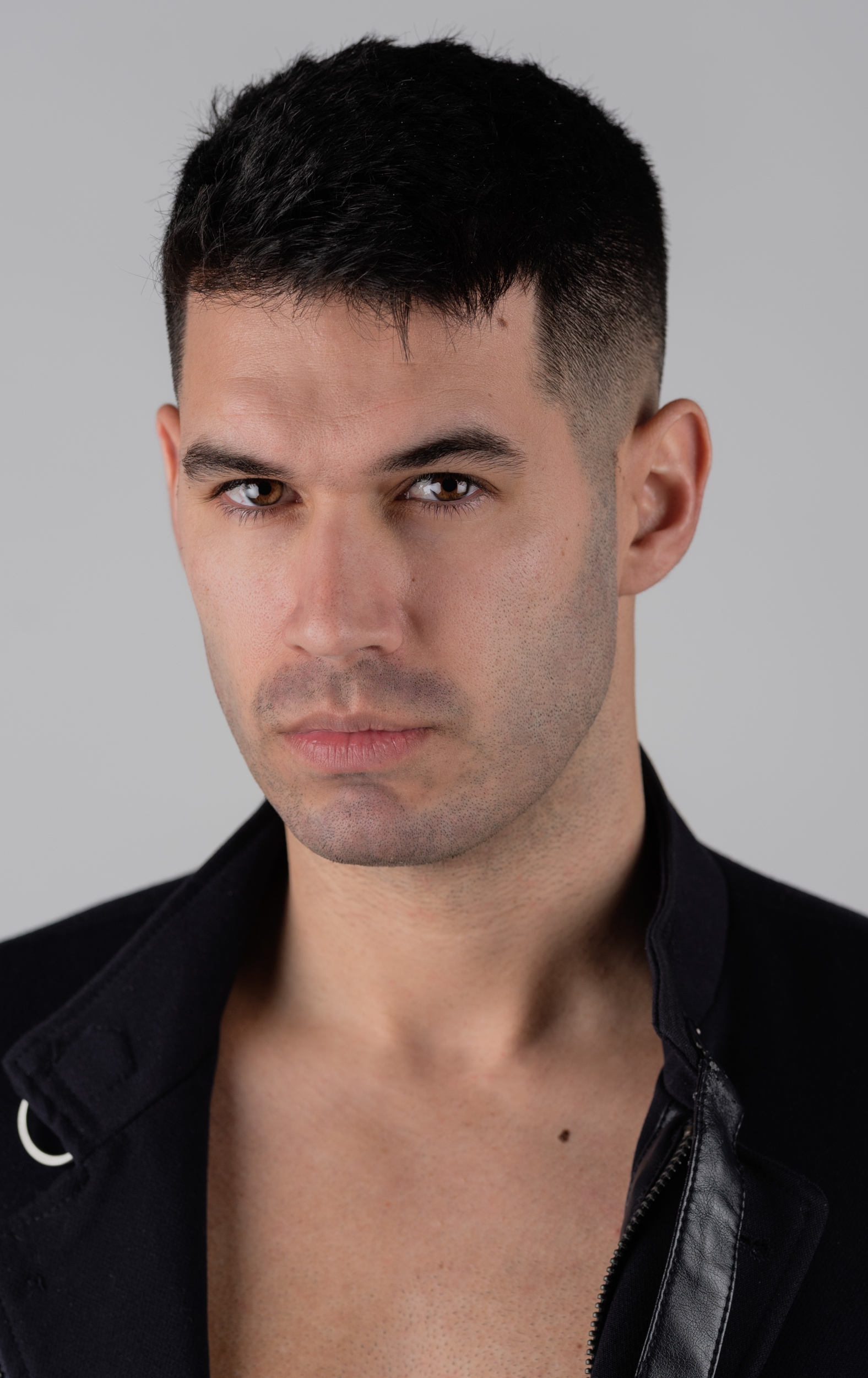 Mister RNB Cadiz 2023 Abraham Riezu Profile Headshot