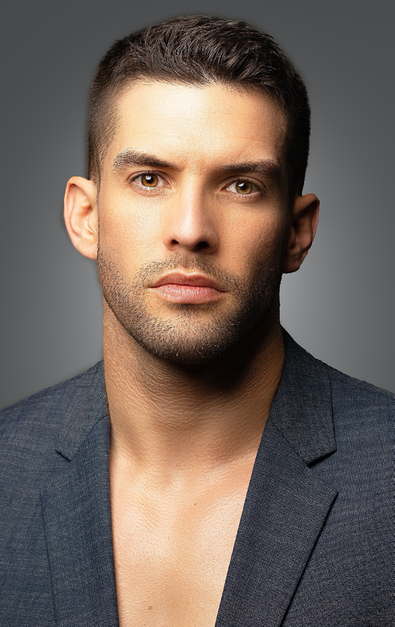 Mister RNB Leon 2023 Javier Abad Profile Headshot