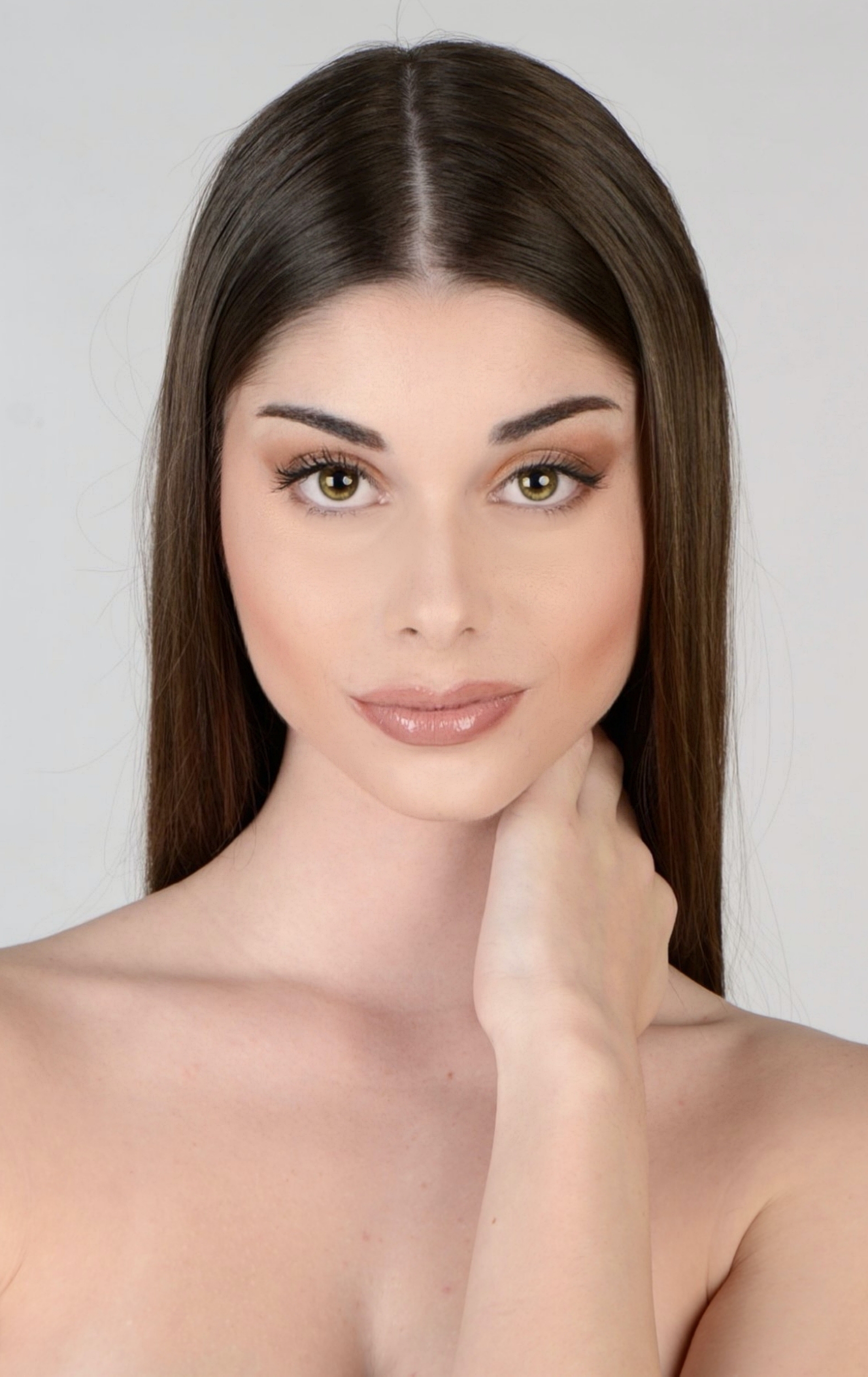 Miss RNB Almeria 2023 Nuria Rodriguez Profile Headshot