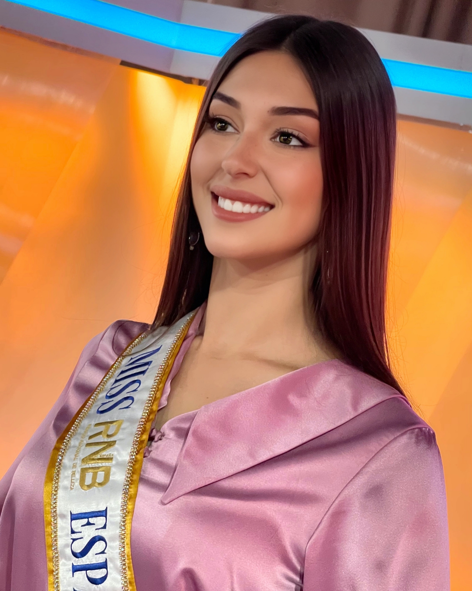 Llego la Hora 101TV Lola Wilson previo a su partida al Miss Supranational 2023 3