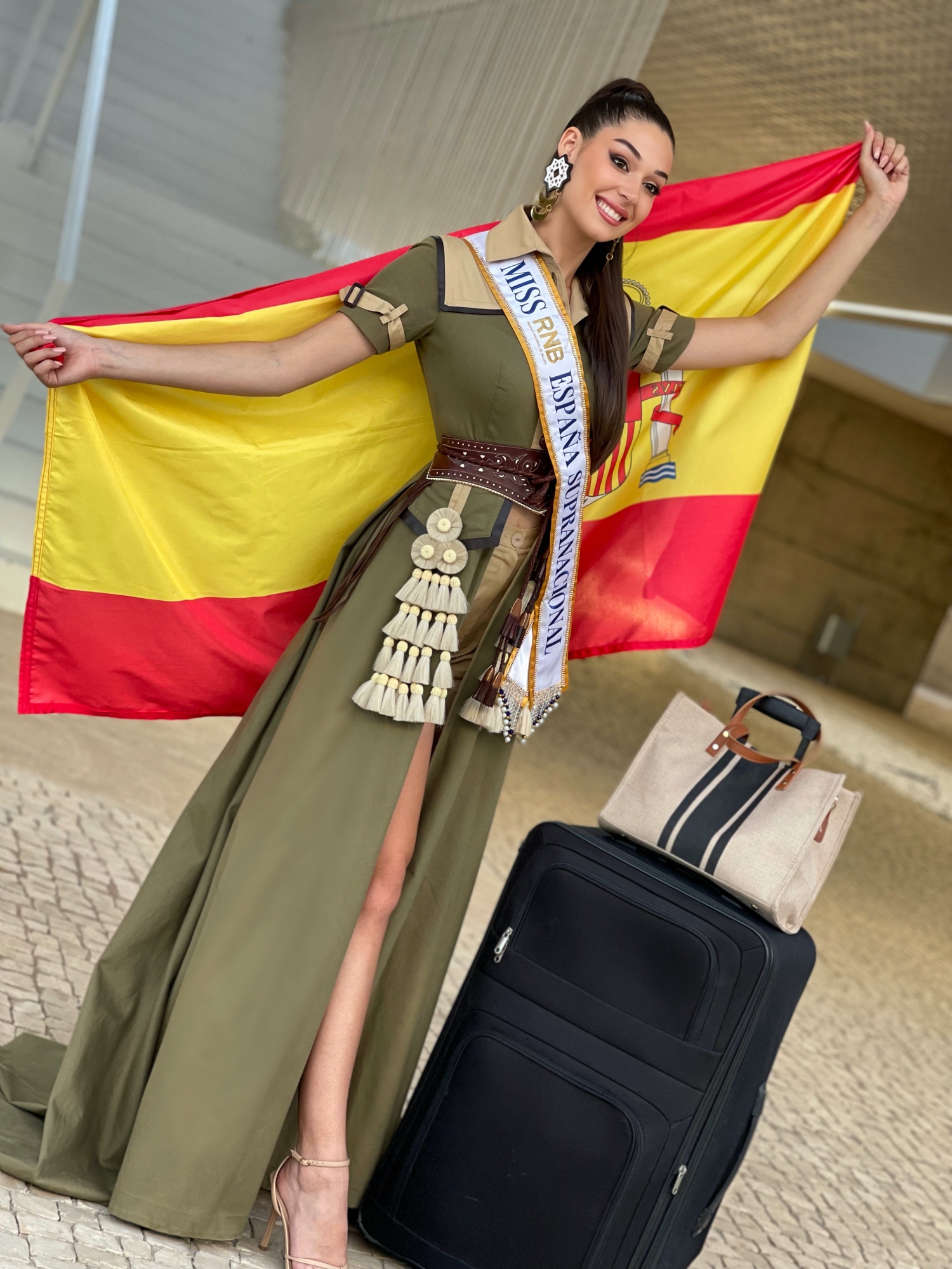 Salida Lola Wilson Miss RNB España 2023 Miss Supranational Spain 7
