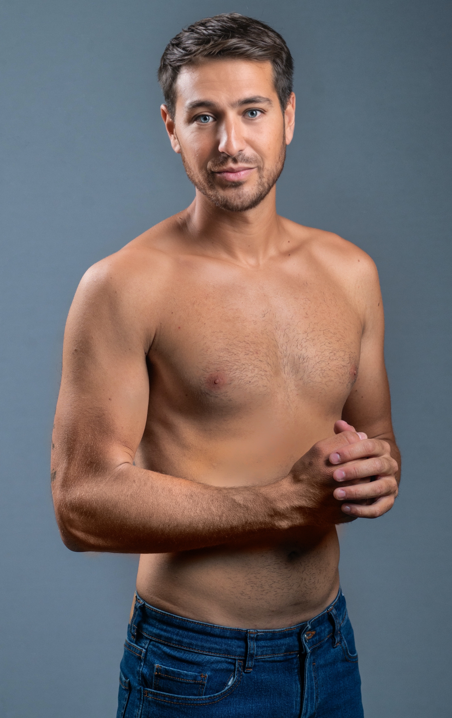 Mister RNB Toledo 2023 Jonathan Casado Profile Half Body Shot