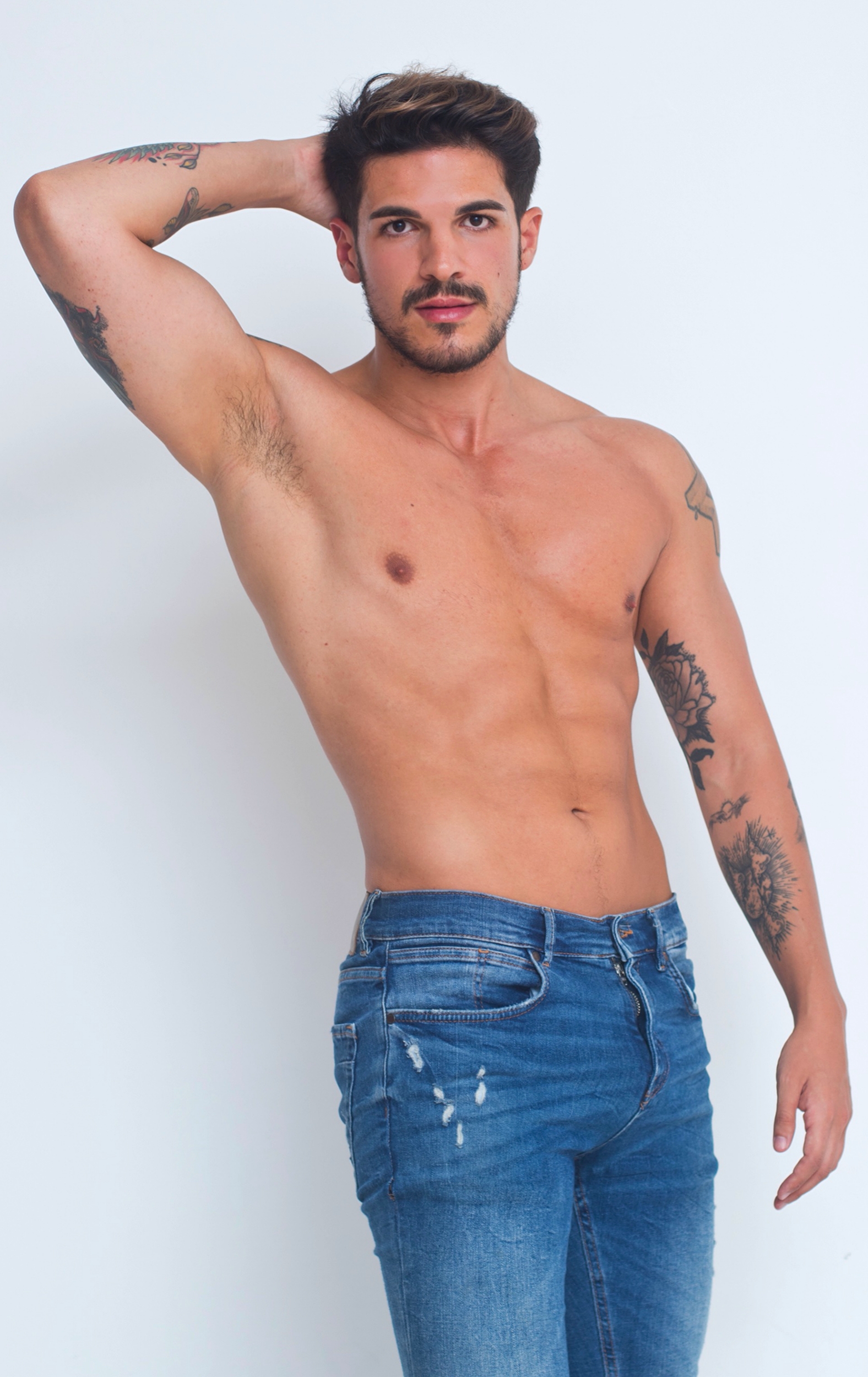 Mister RNB Murcia 2023 Guillermo Delgado Profile Half Body Shot