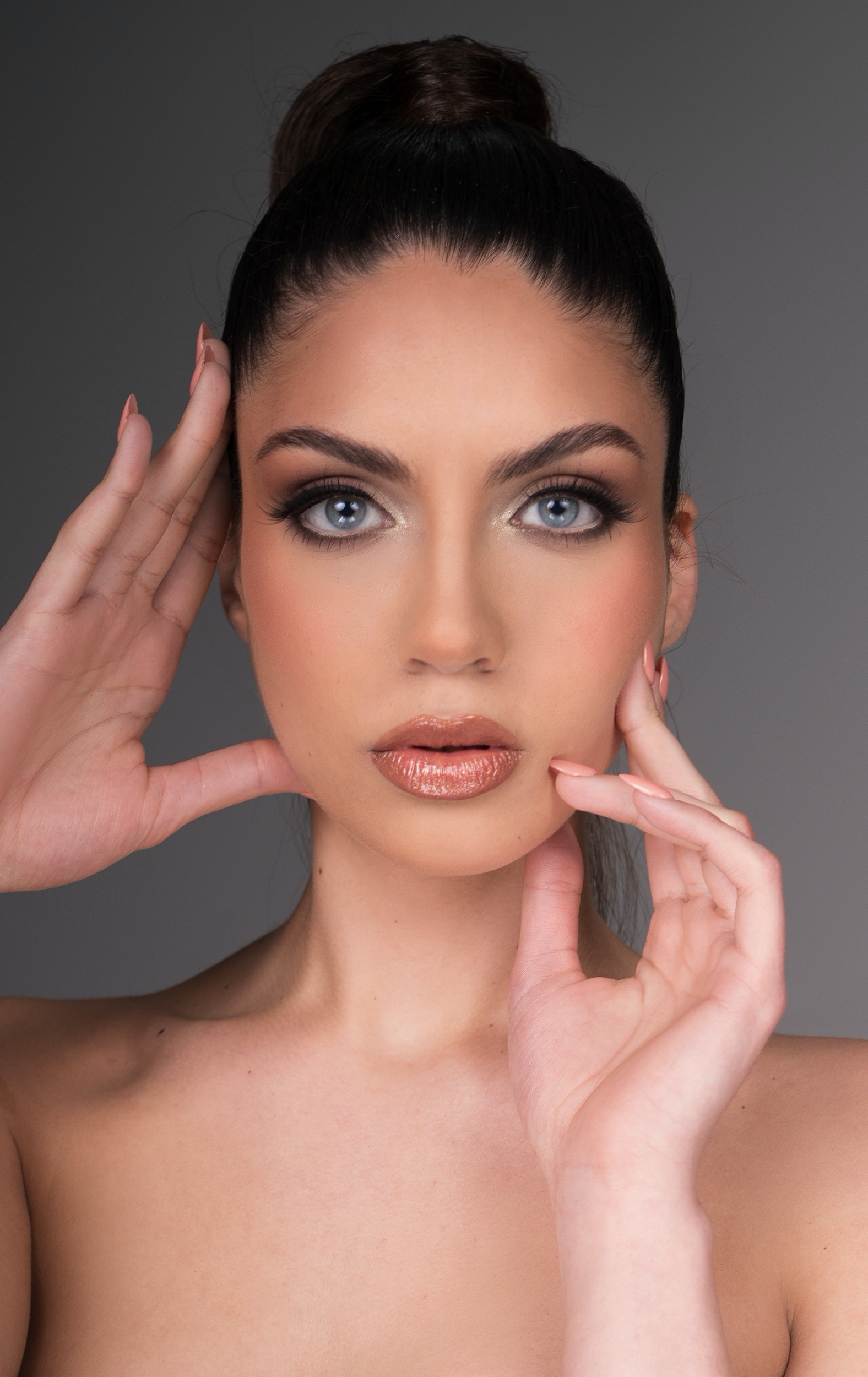 Miss RNB Las Palmas 2024 Laura Lopez Profile Headshot