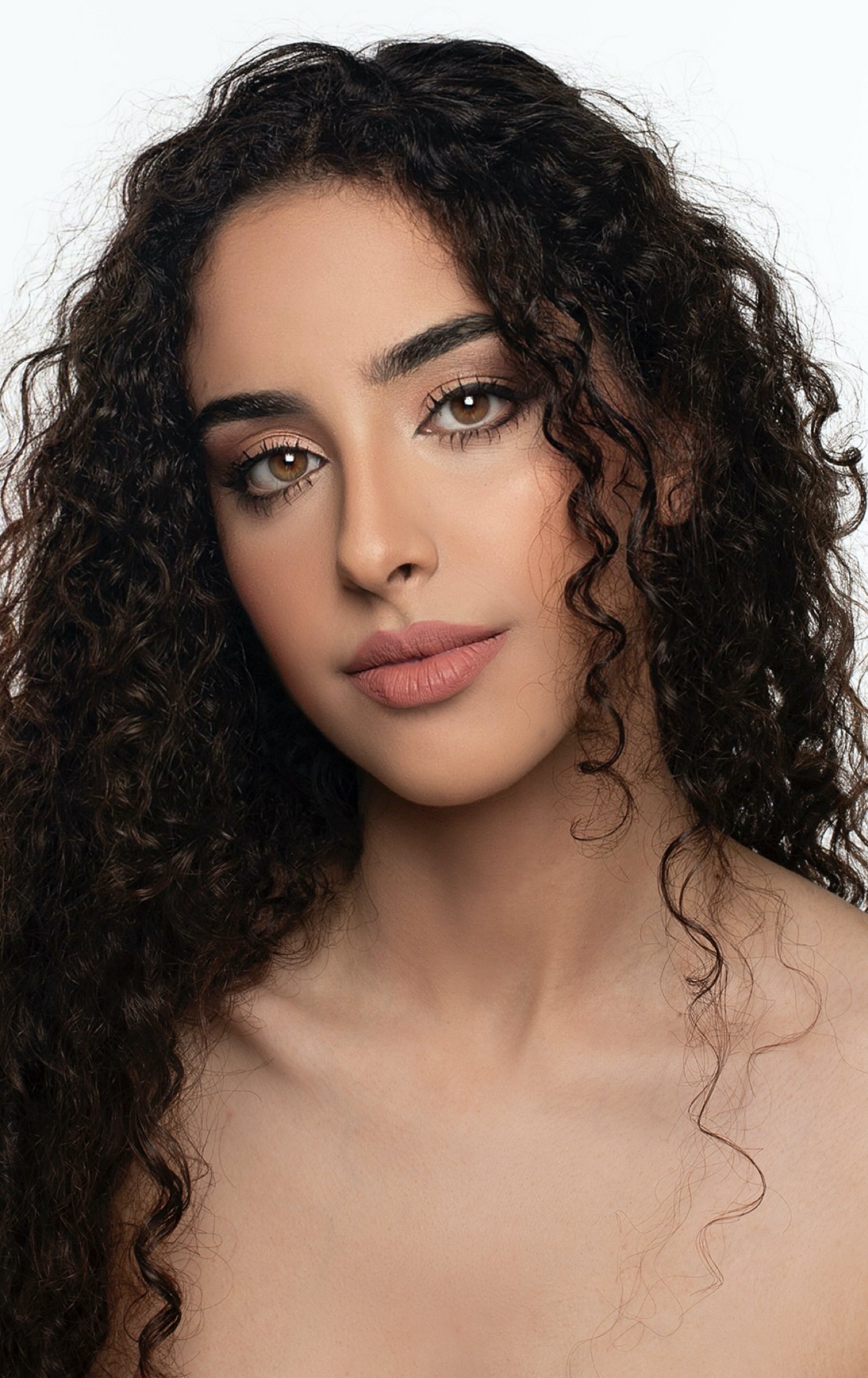 Miss RNB Melilla 2024 Zaira Ouaali Profile Headshot