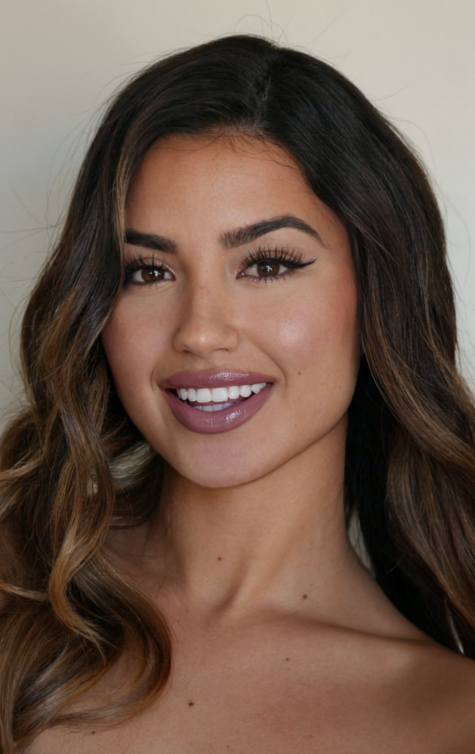 Miss RNB Cordoba 2024 Maria Hernandez Profile Headshot
