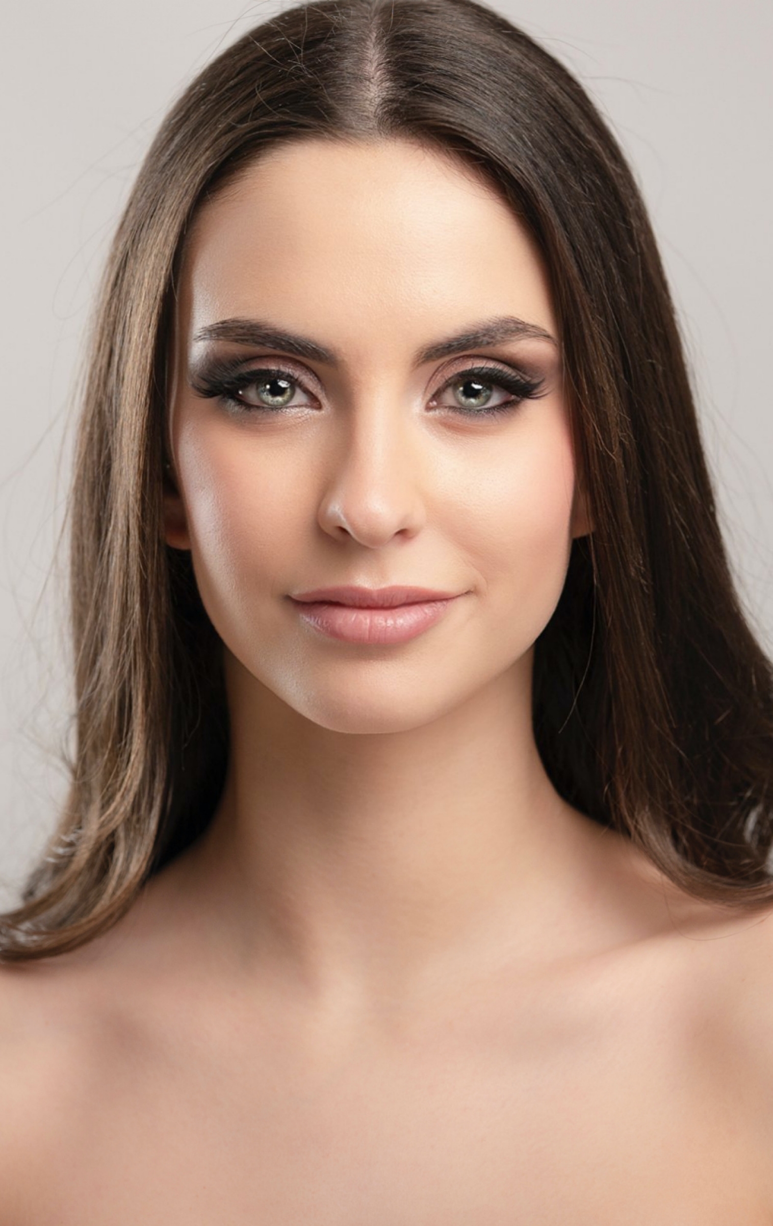 Miss RNB La Rioja 2024 Ainara Martinez Profile Headshot