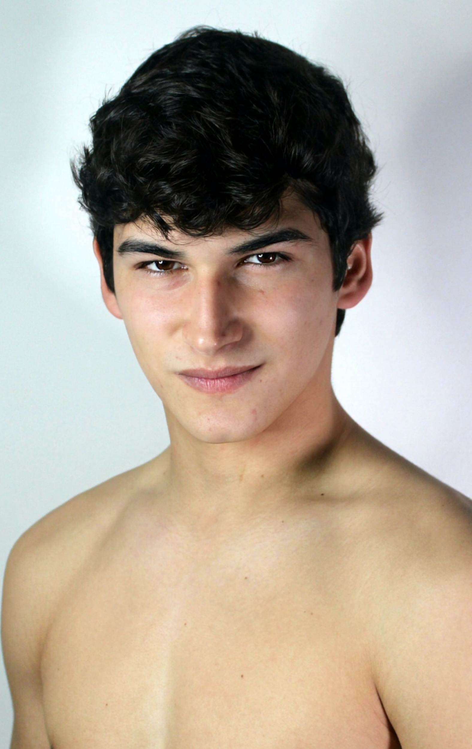 Mister RNB Caceres 2024 Iker Basterrechea Profile Headshot