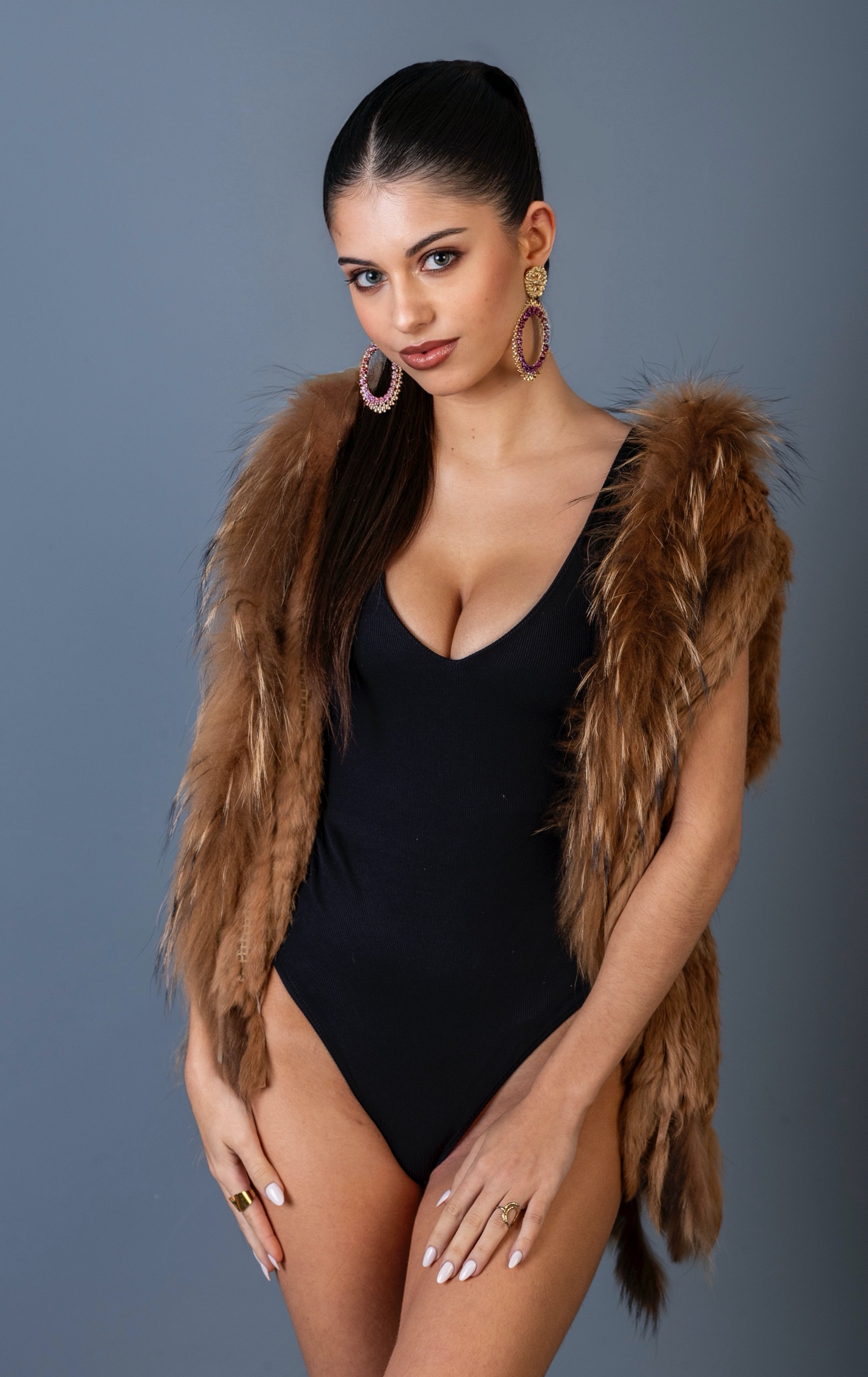 Miss RNB Burgos 2025 Anne Gonzalez Profile Half Body Shot