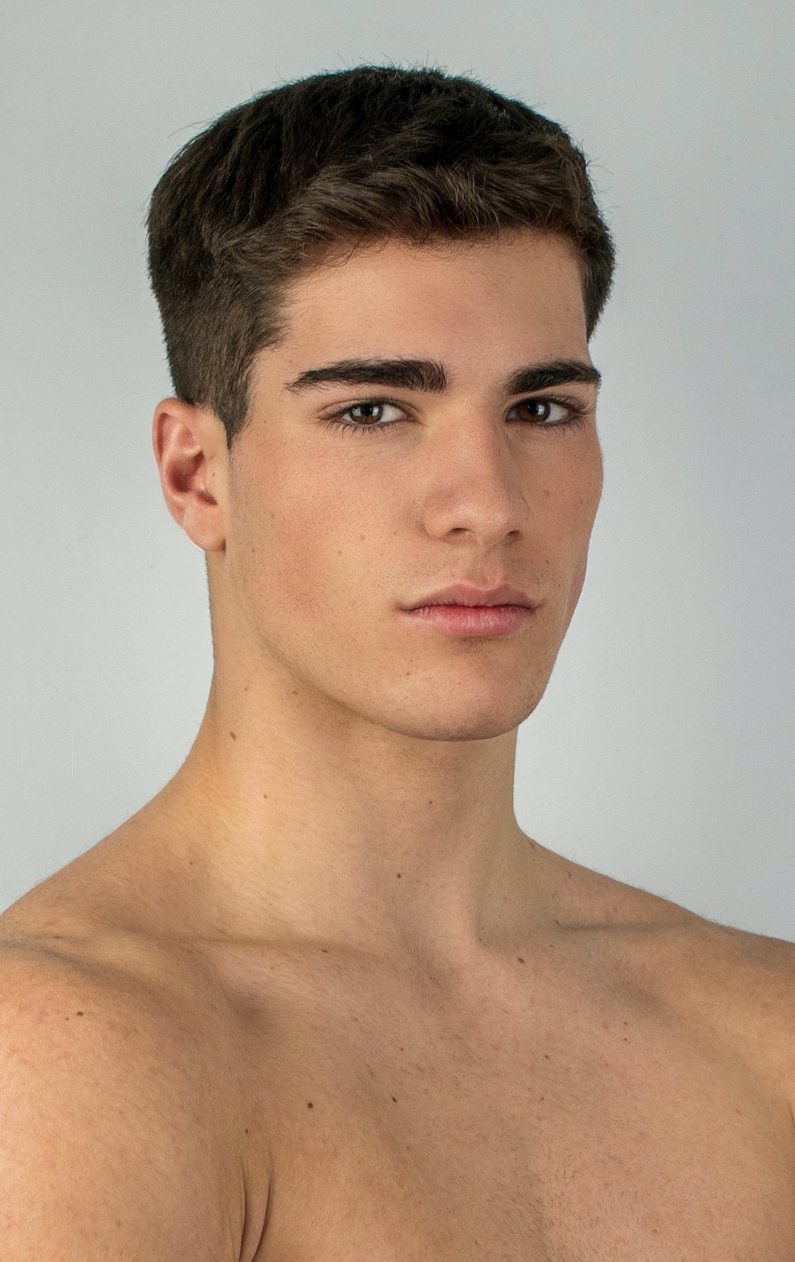 Mister RNB Pontevedra 2025 Guillermo Lago Profile Headshot