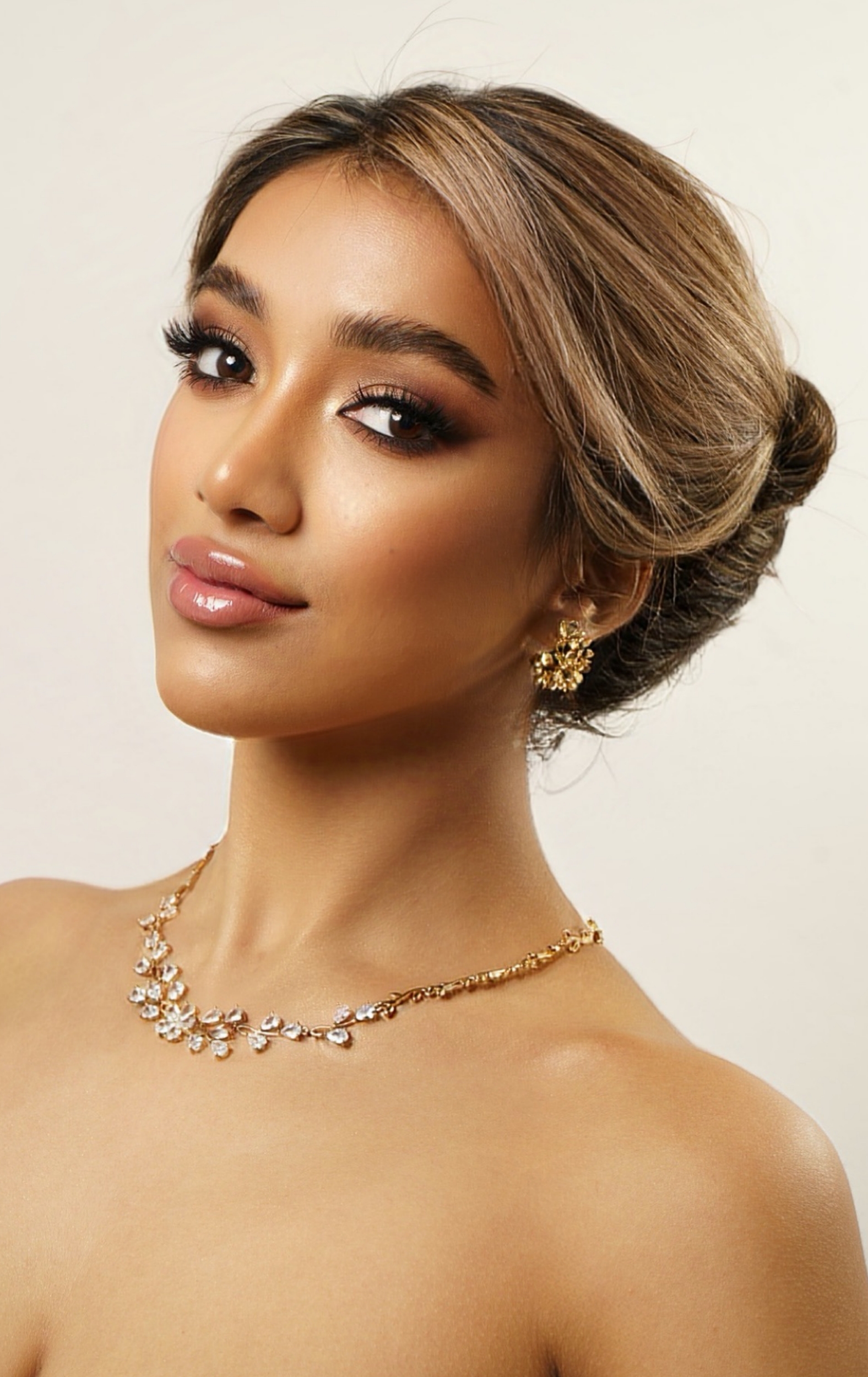 Miss RNB Asturias 2025 Vivian Gonzalez Profile Headshot