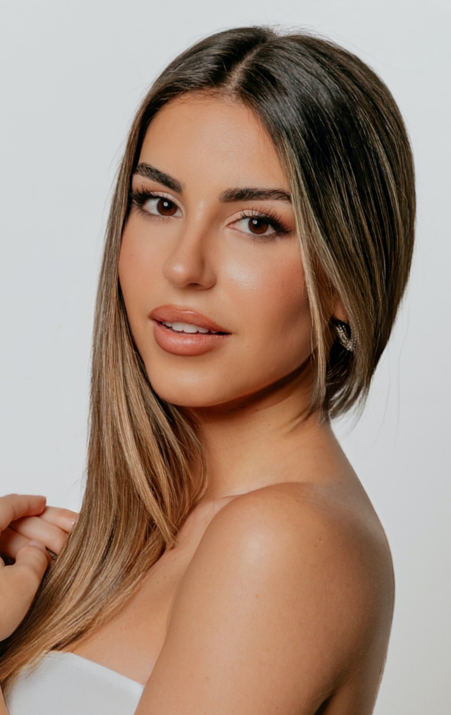 Miss RNB Cadiz 2025 Lucia Perez Profile Headshot