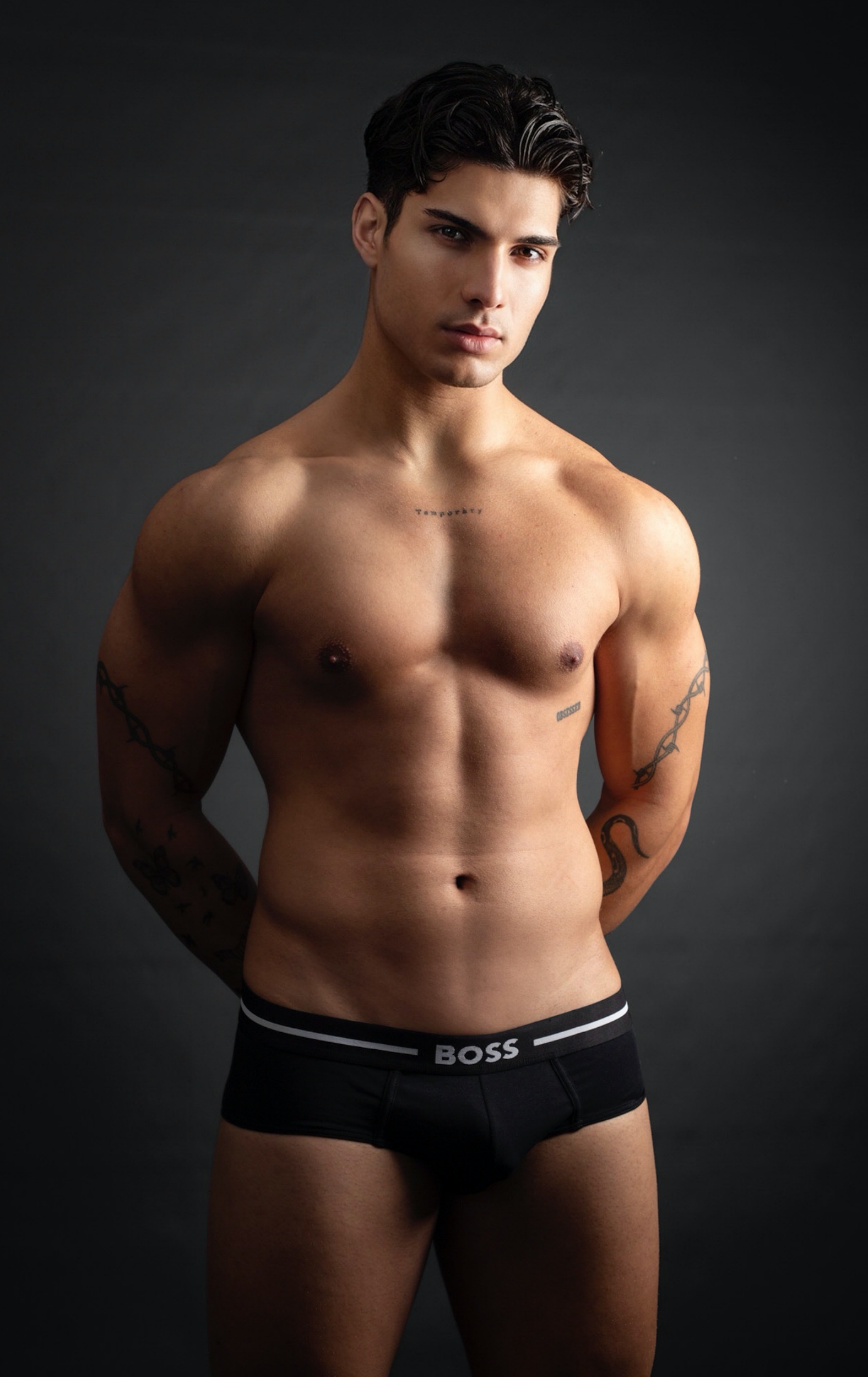 Mister RNB Lleida 2025 Joan Guell Profile Half Body Shot