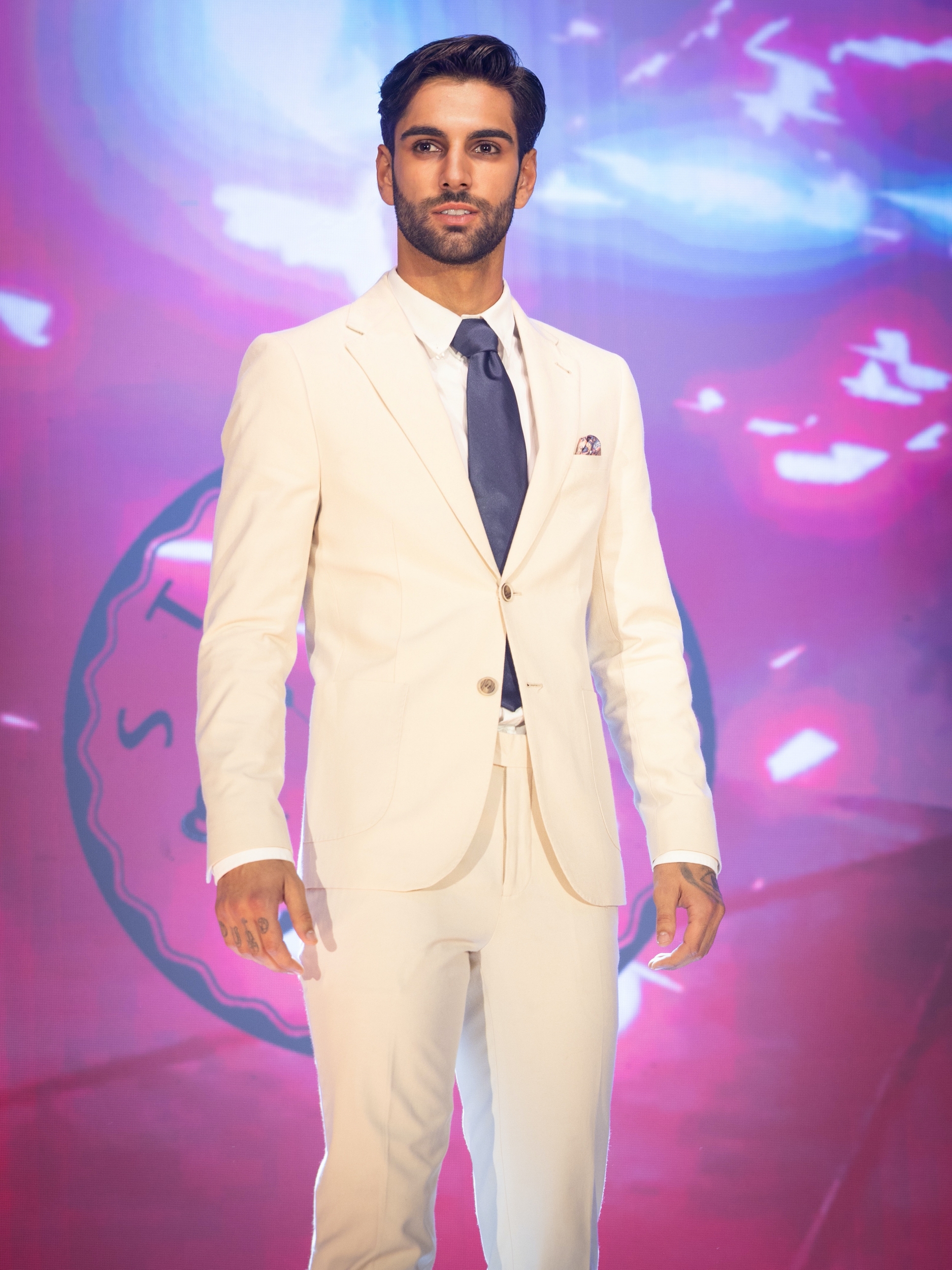 Alvaro Garcia Bezana traje Stefano Hombre Torrelavega Mister RNB Cantabria 2026