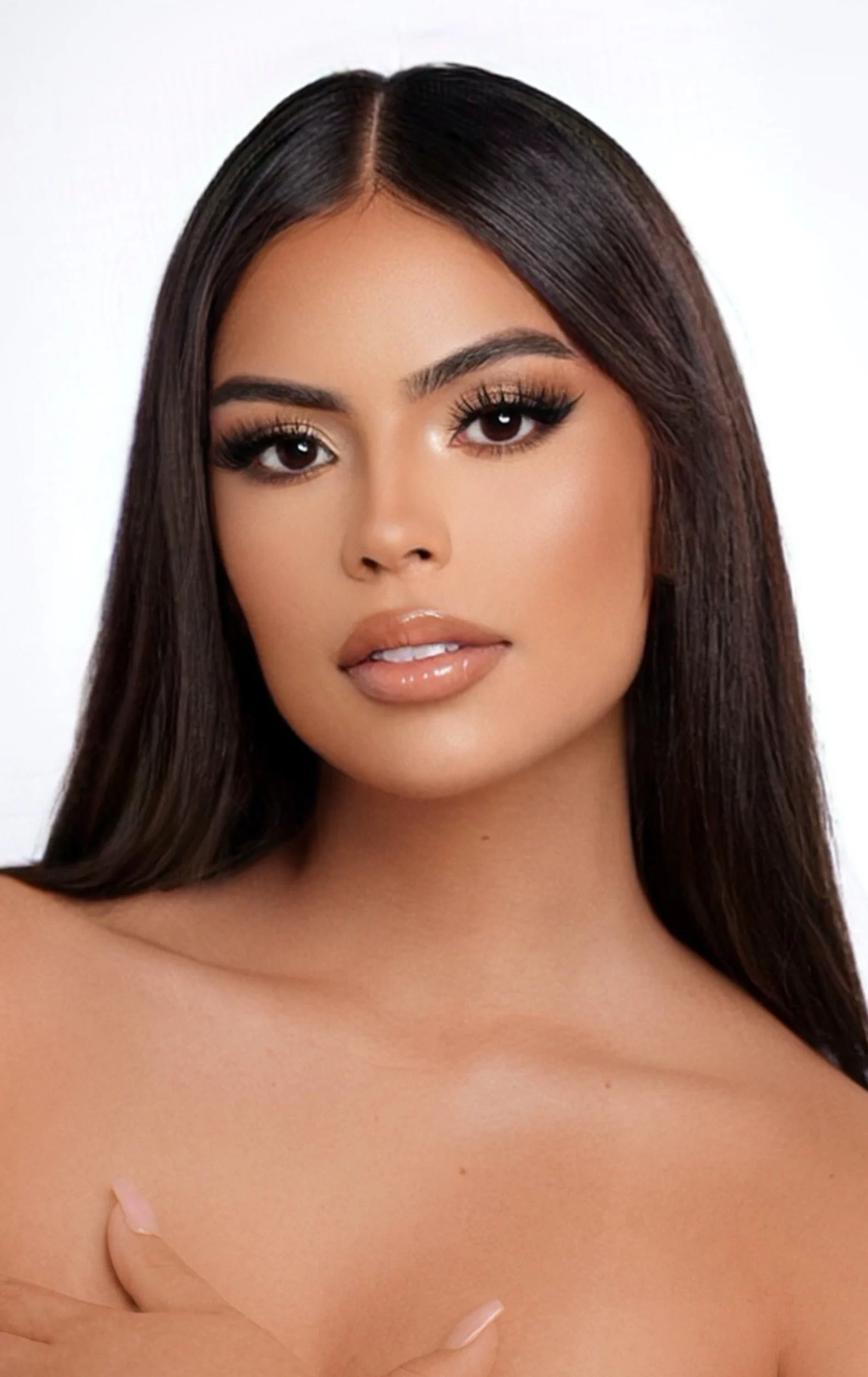 Miss RNB Leon 2026 Alexandra Valencia Profile Headshot
