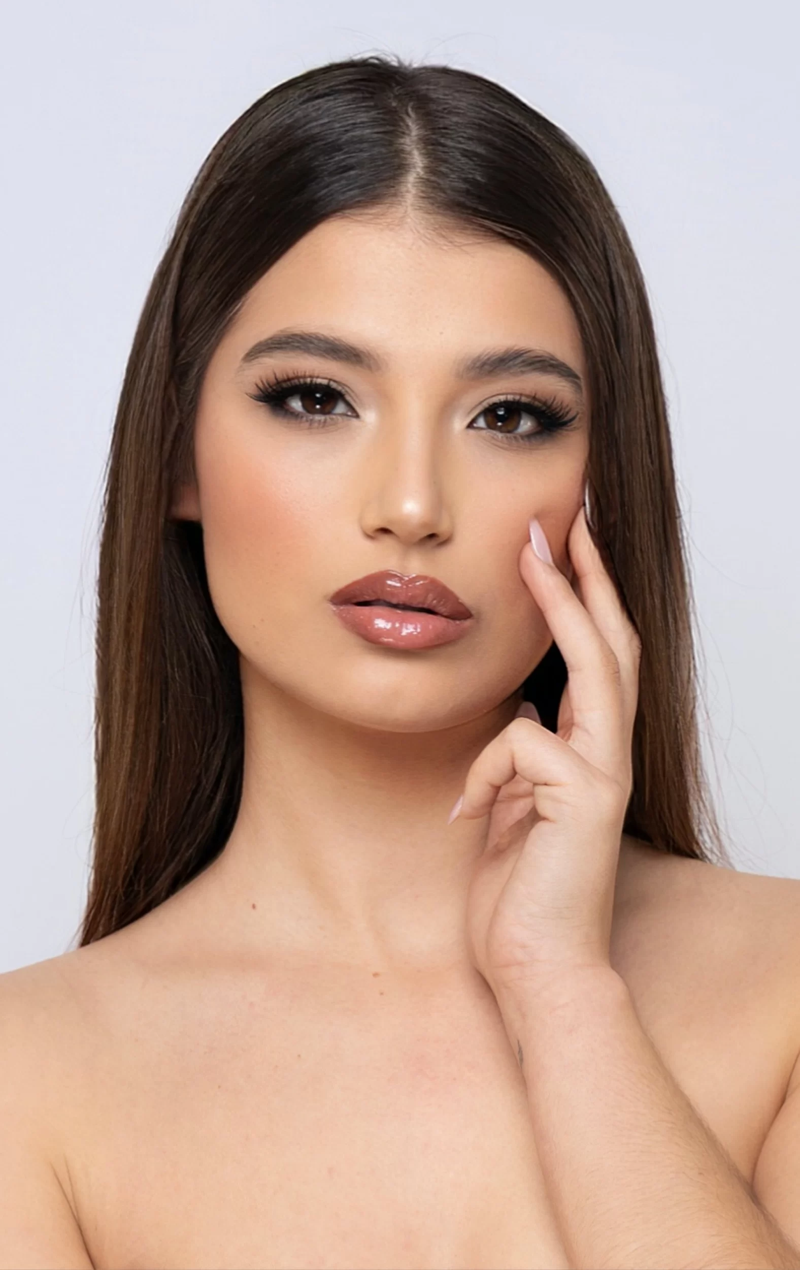 Miss RNB Lugo 2026 Veronica Fuentes Profile Headshot