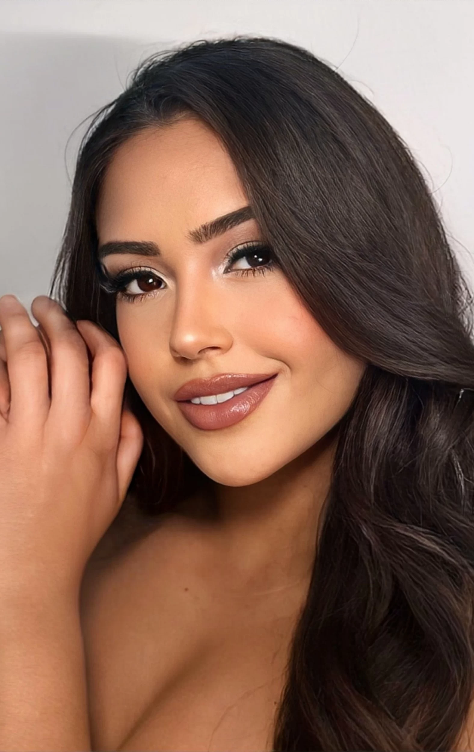 Miss RNB Cadiz 2026 Aitana Carballar Profile Headshot