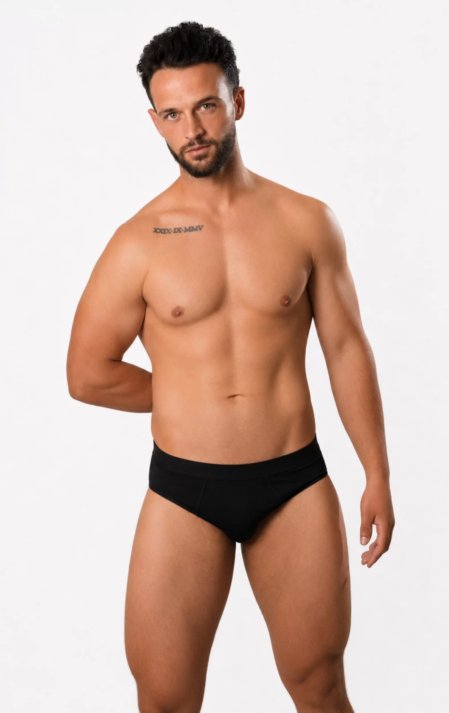Mister RNB Barcelona 2026 Ivan Navarro Profile Half Body Shot