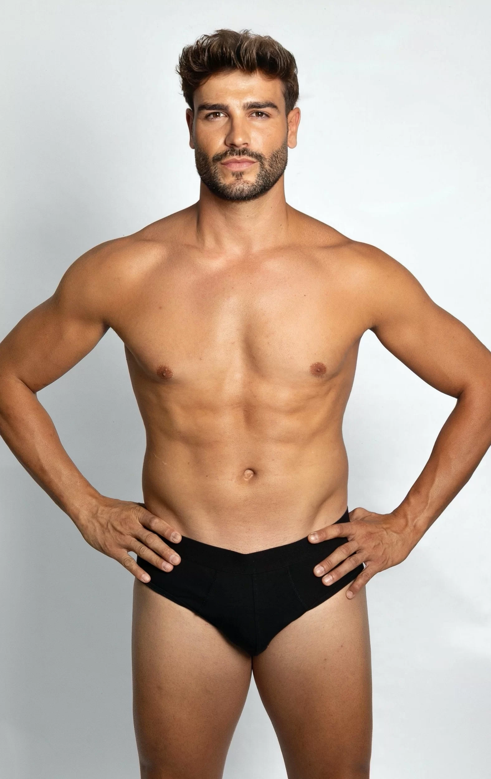 Mister RNB Ciudad Real 2026 Gerard Arias Profile Half Body Shot 1
